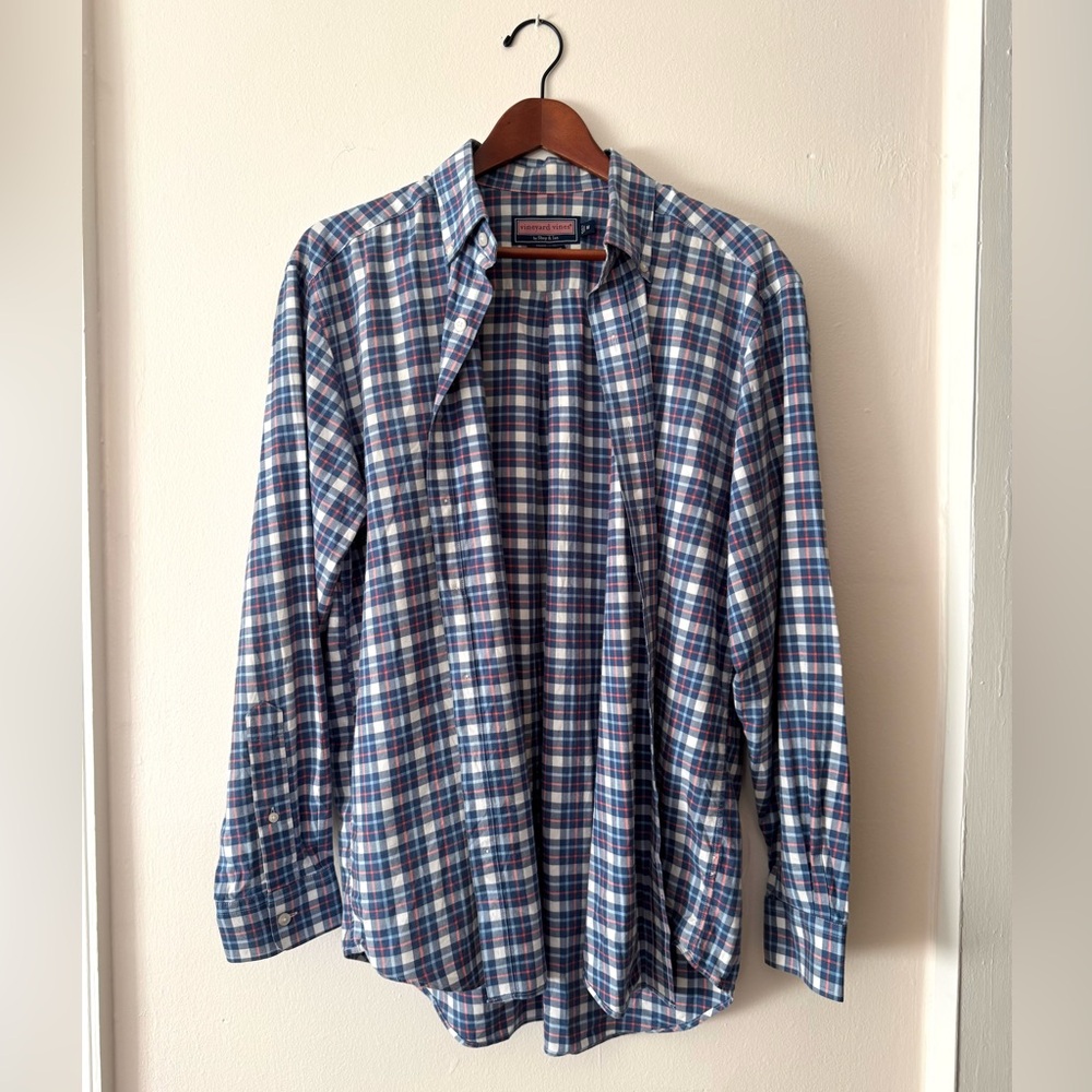 Vineyard Vines Men's Blue and Red Plaid Button Down Long Sleeve Shirt